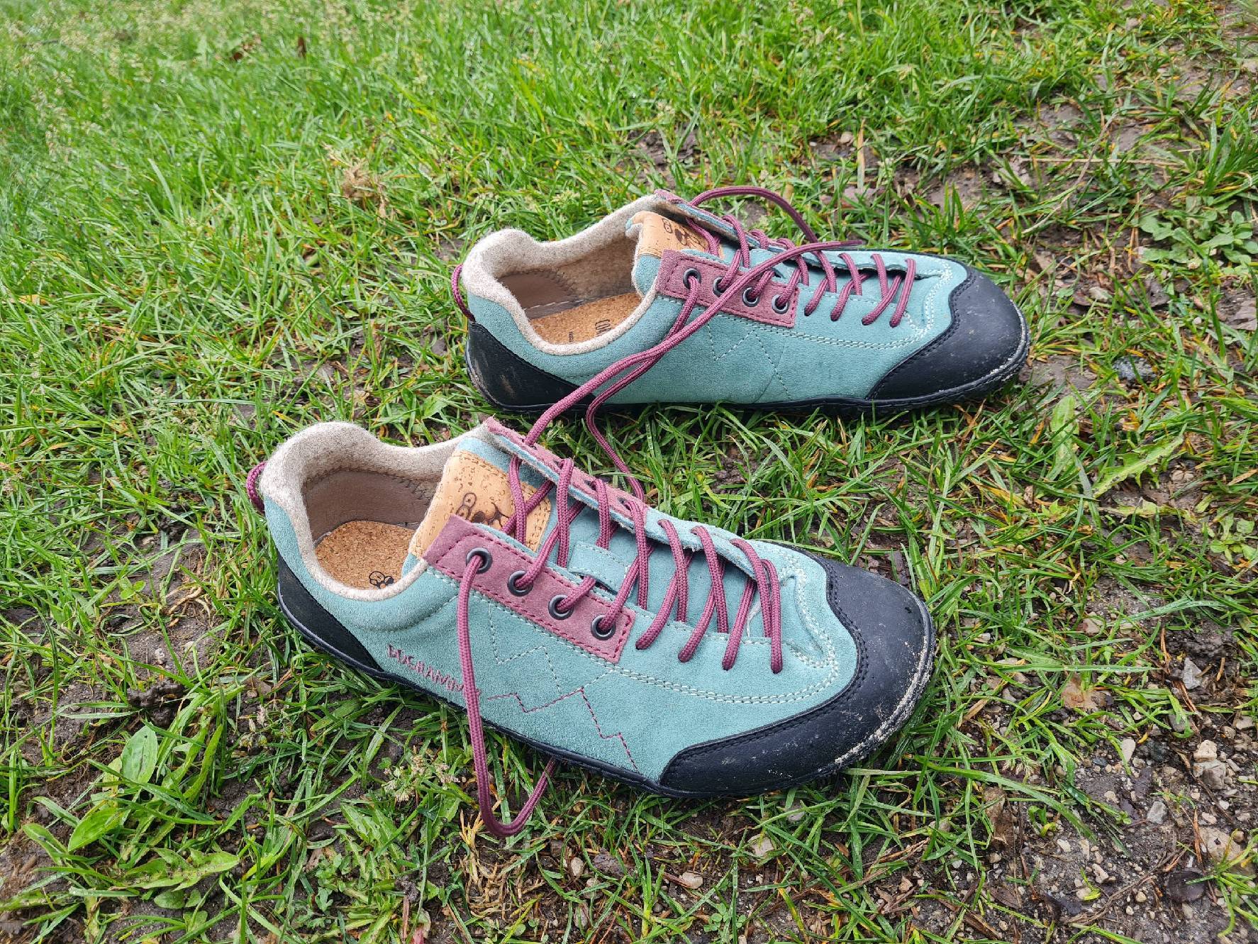 Der kompetente OUTSIDEstories-Test: DOGHAMMER Terrar Rock Wool - Barfuß-Wanderschuhe, Damen