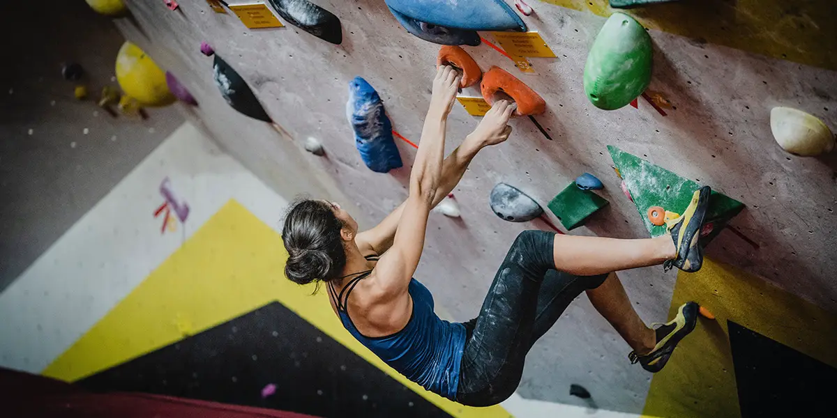 04_Chalk kommt in der Halle genauso zum Einsatz wie am Fels_Unsplash