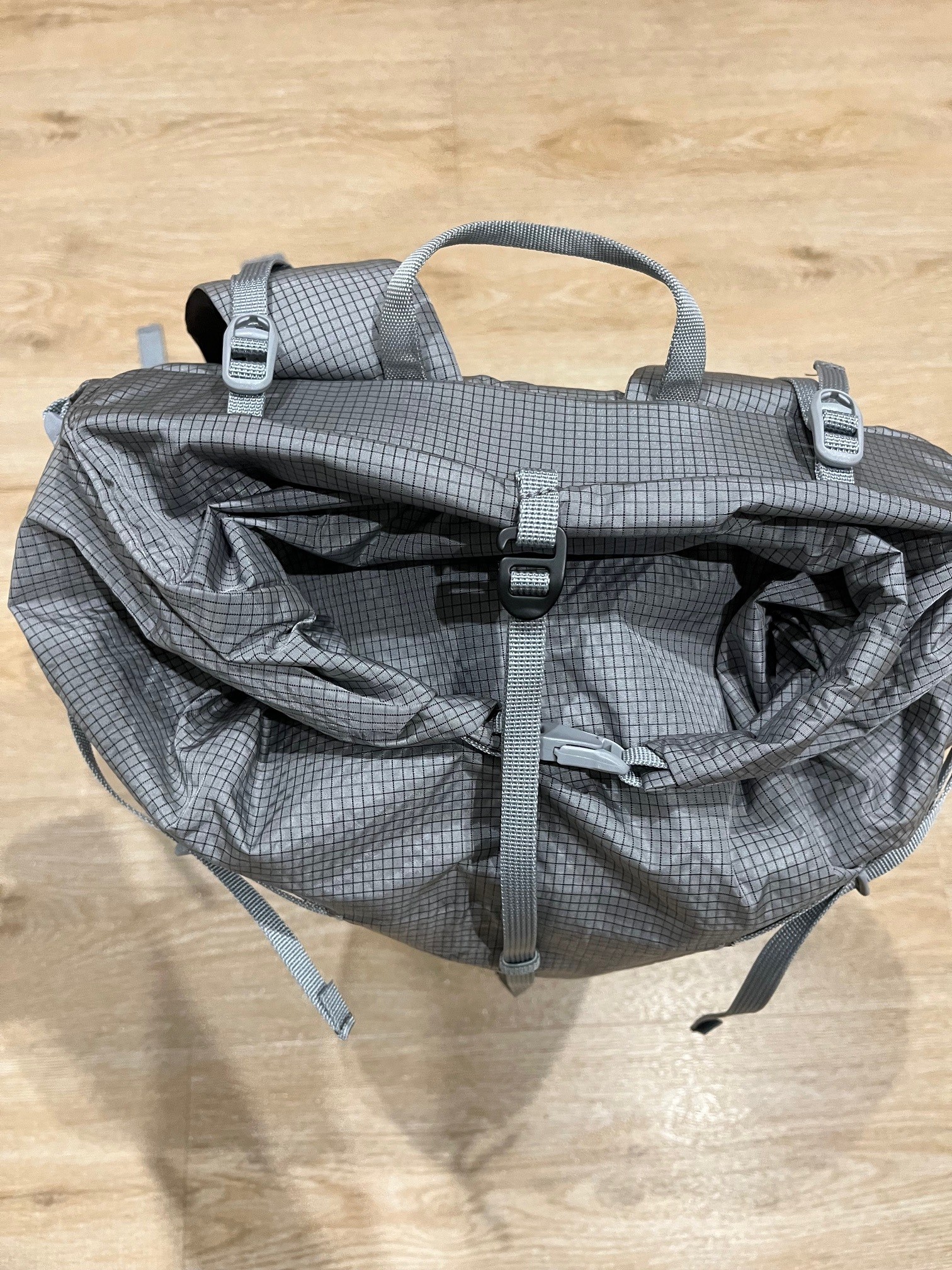 Rolltop mit Seilbefestigung