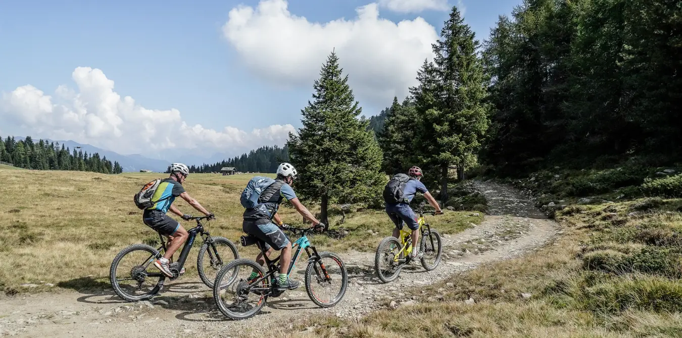 5 Bike- und Hike-Geheimtipps um Meransen - Südtirol, Italien