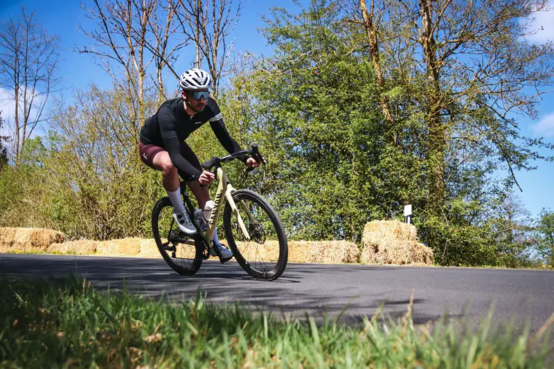 Der kompetente OUTSIDEstories-Test: 100% Slendale - Sport-Sonnenbrille, Radbrille