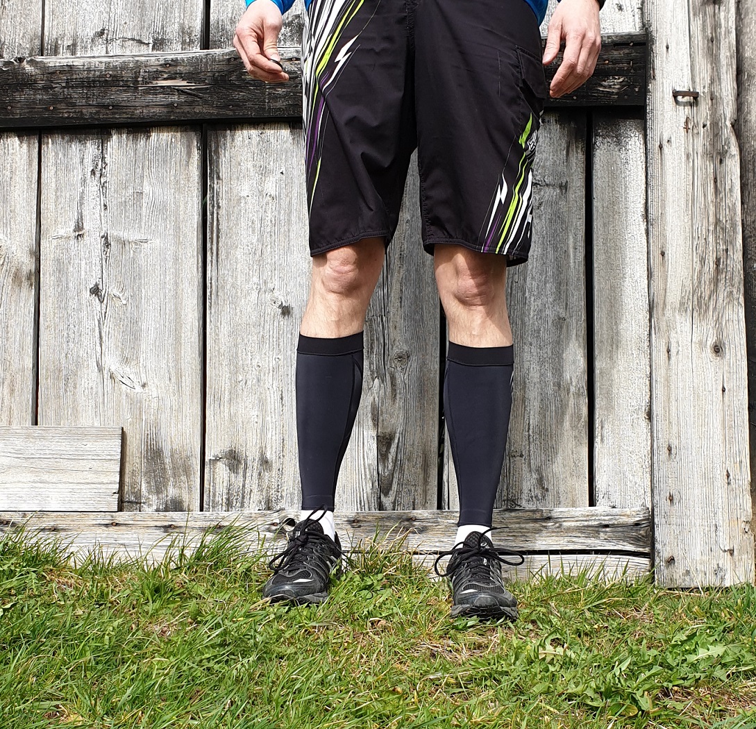 PERFORMANCE CALF SLEEVES