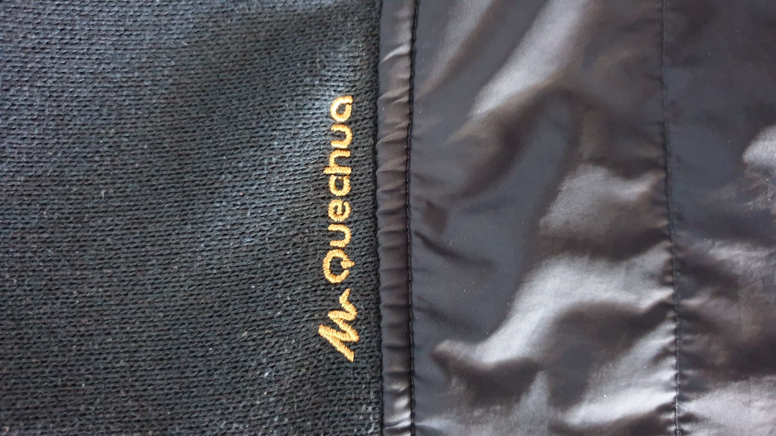 Logo auf der Brust