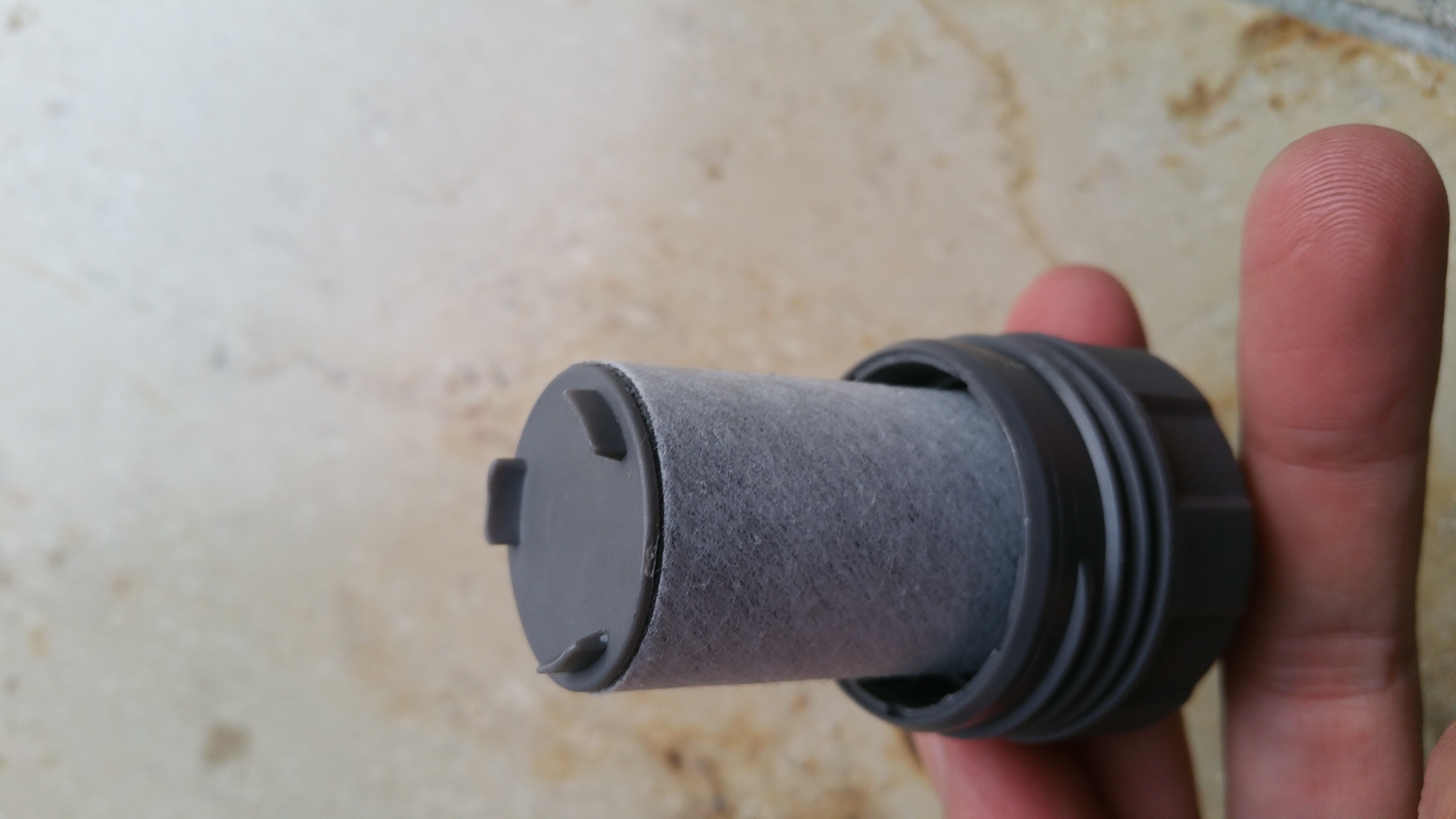 mit Kohlefilter