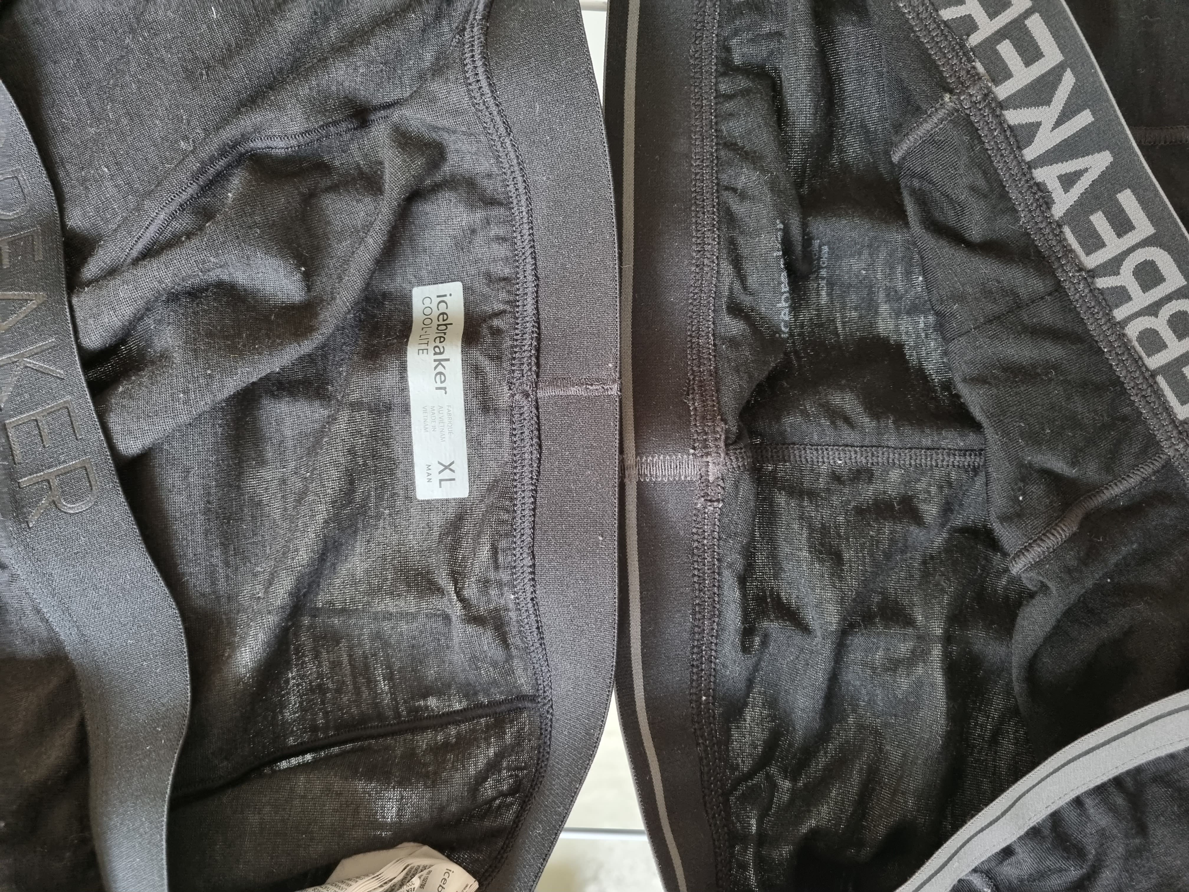 Unterhosen im Vergleich, links Coollite, rechts normal. Man achte auf das Durchscheinen bei ersterer.