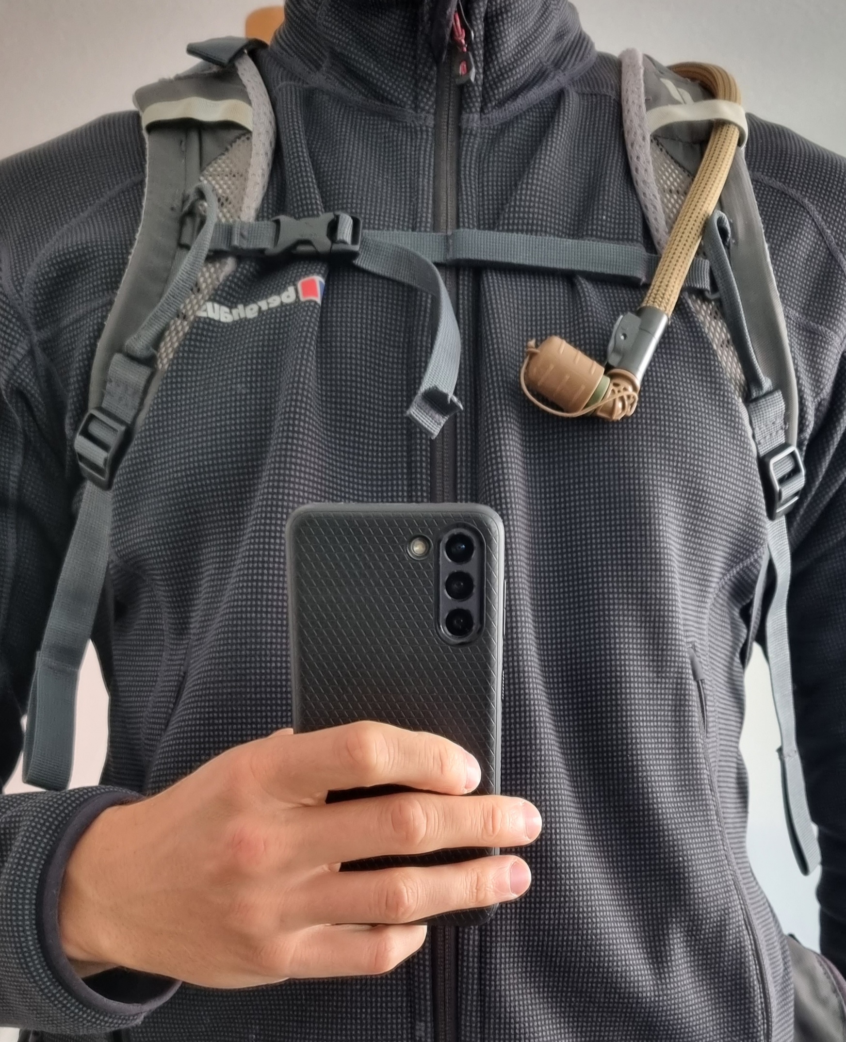 Rucksack mit Trinkschlauch von vorn.