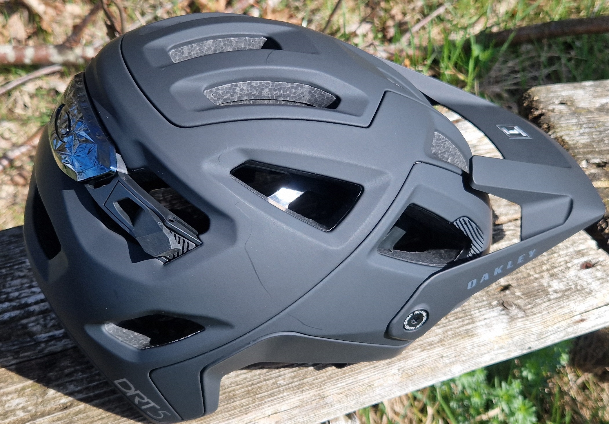 Oakley - DRT5