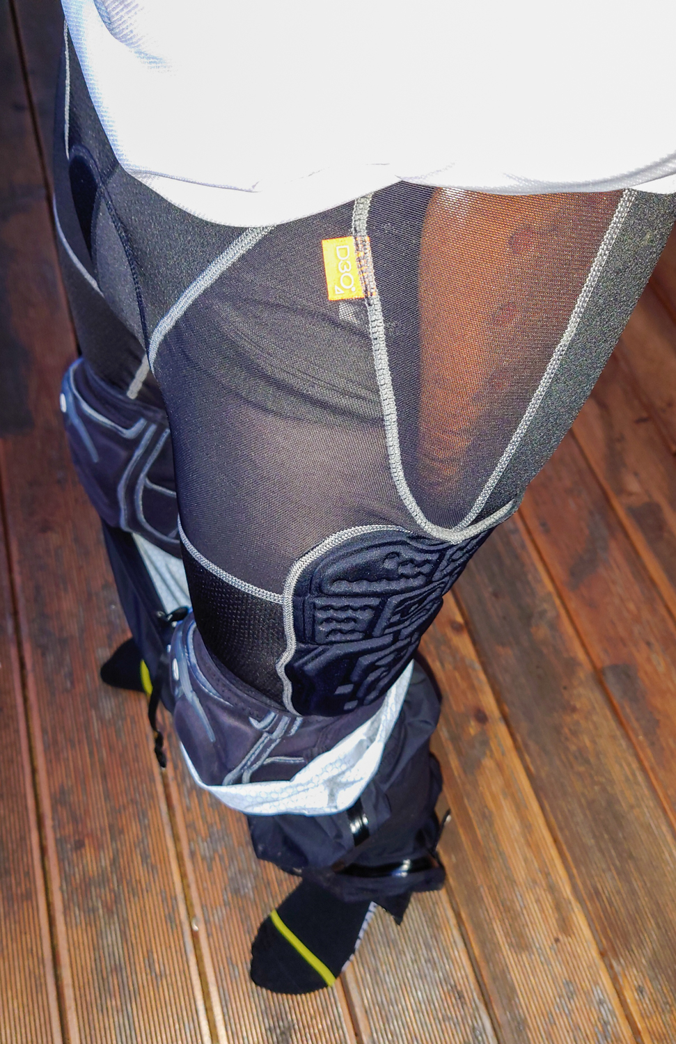 Radhose mit Polser und Protektoren