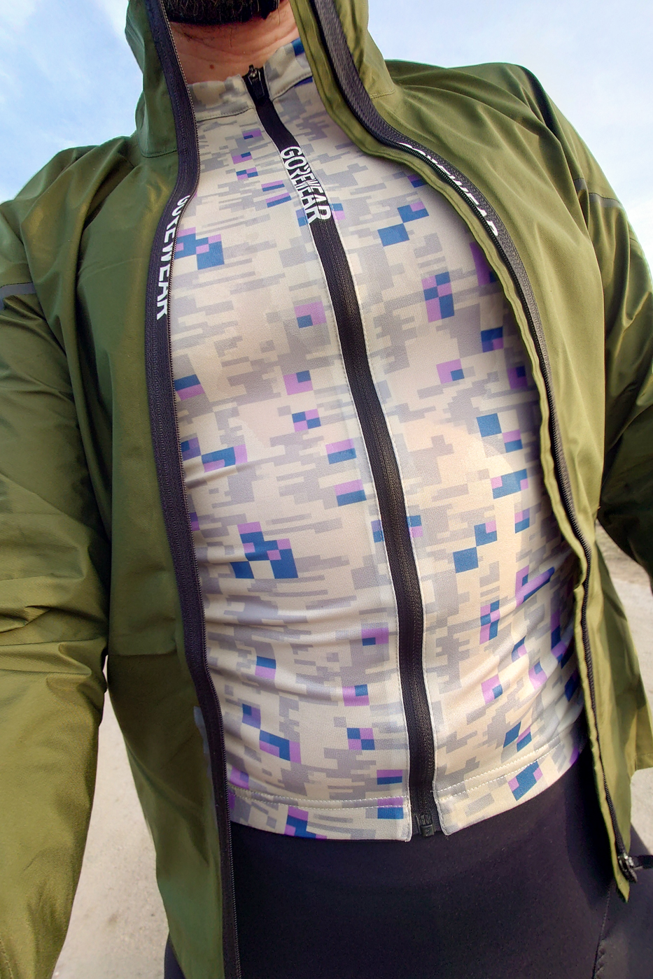Als Baselayer unter der Jacke 2