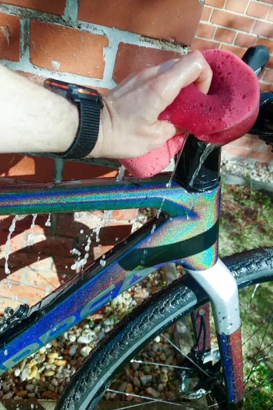 Der kompetente OUTSIDEstories-Test: TUNAP SPORTS 750ml - Fahrradreiniger