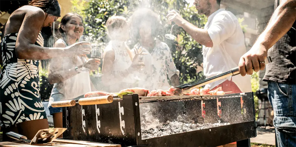 Grill_Holzkohlegrill
