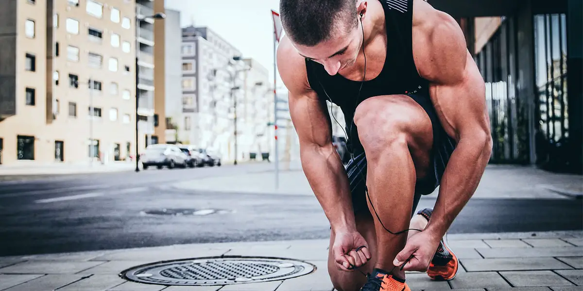 2_Voller Fokus auf das Erstellen deines Trainingsplan _Unsplash-min