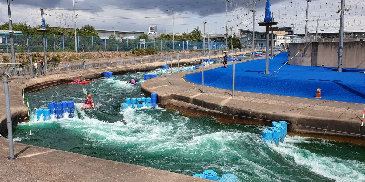 2_Wildwasser in der City-Cardifff International White Water Center_Sporturlaub in Wales