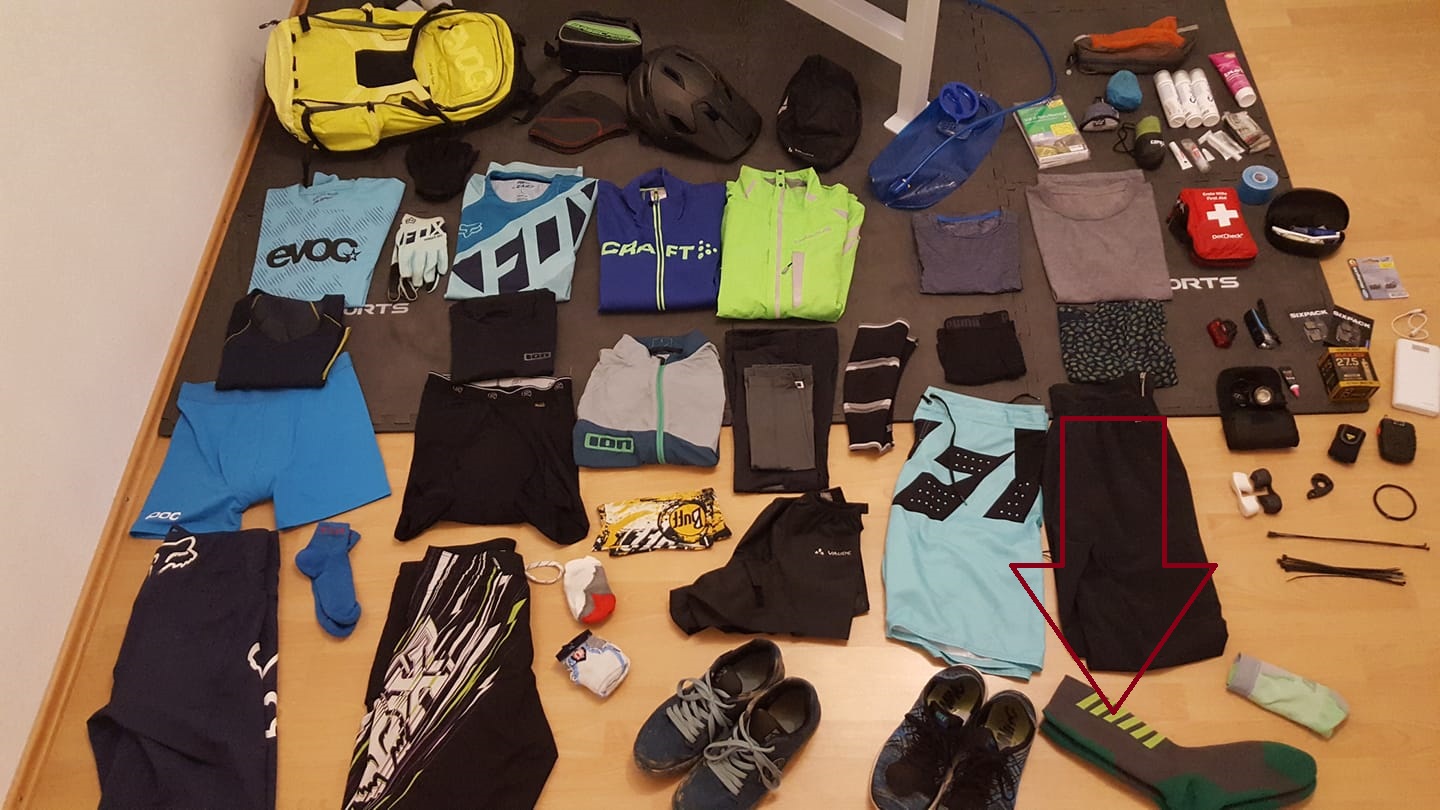 Flatlay Alpencross