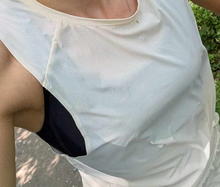 Der kompetente OUTSIDEstories-Test: leichtes Lauf-Top von H&M 