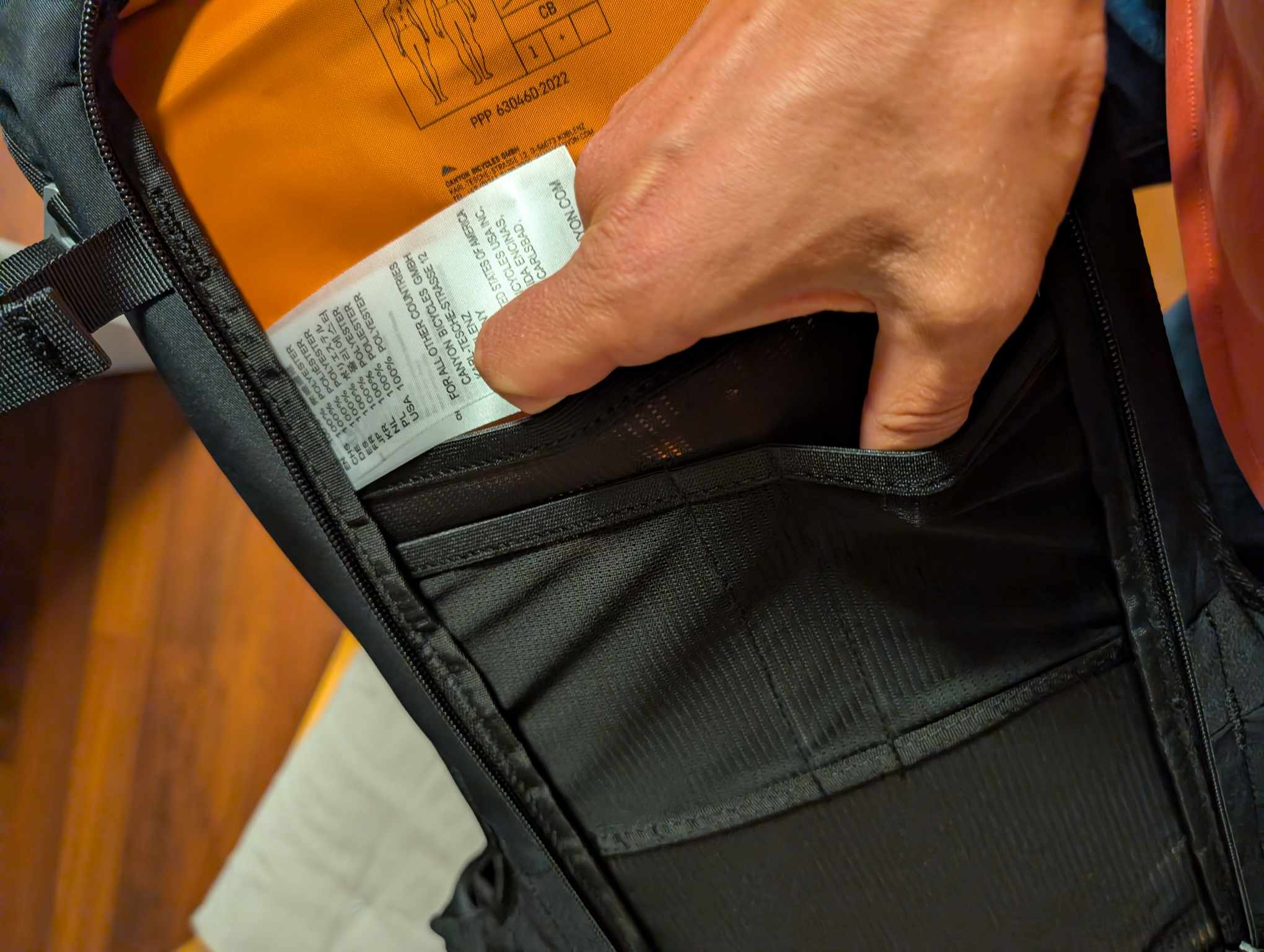 Der kompetente OUTSIDEstories-Test: Der Canyon MTB Rucksack mit D3O Protektor 