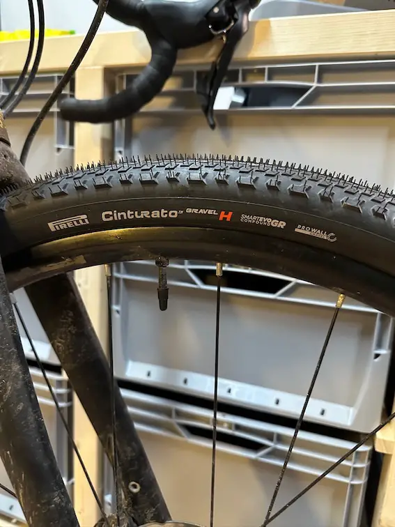 OUTSIDEstories Test: PIRELLI Cinturato Gravel H