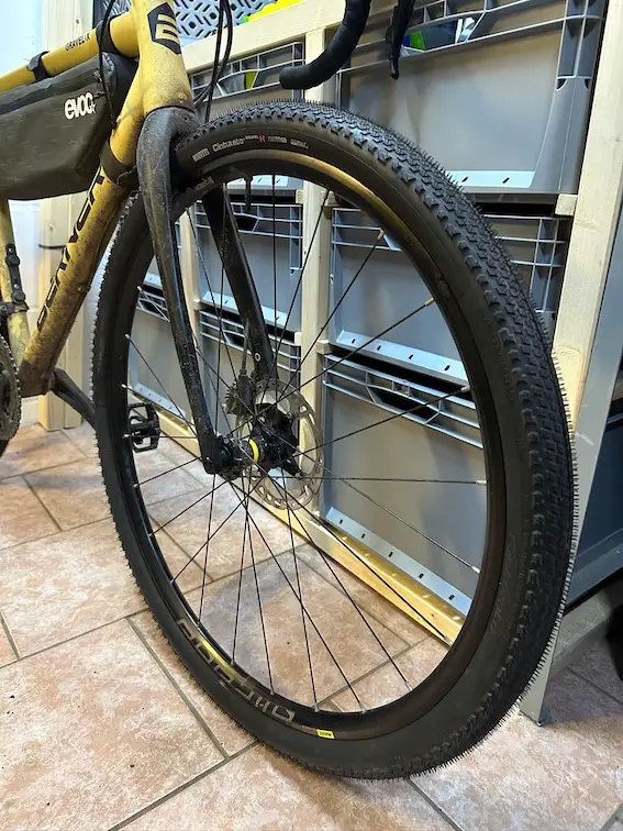 OUTSIDEstories Test: PIRELLI Cinturato Gravel H