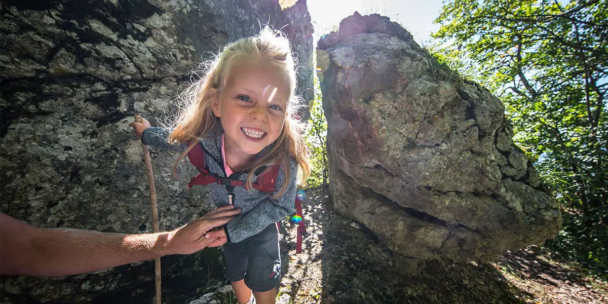 5_Traufgängerle Hexenküche Felsen Hexenküche_ Albstadt Tourismus 
