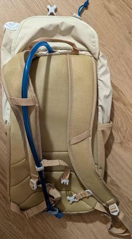 Schlauchführung am Rucksack