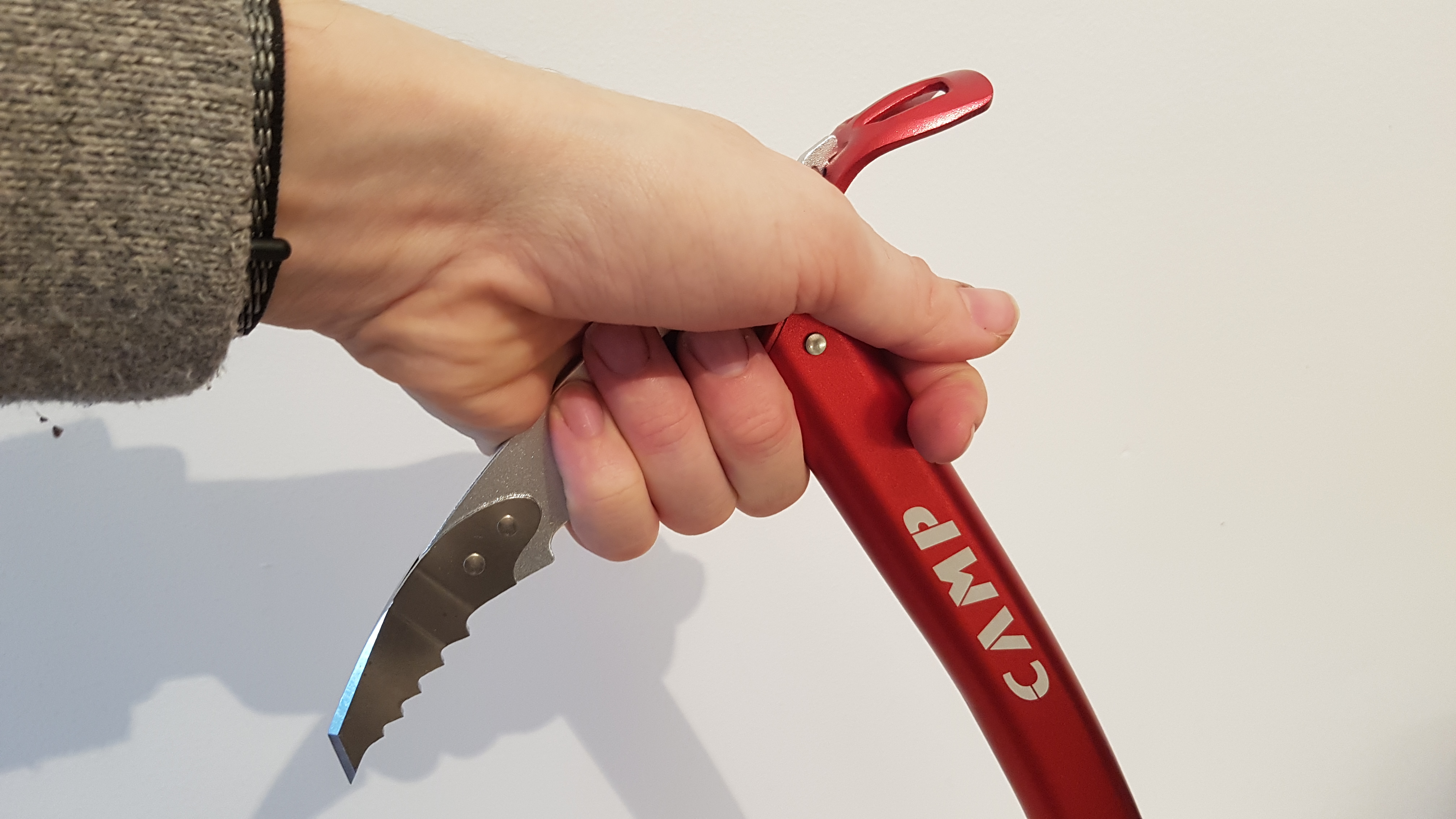 am Kopf gegriffen als Stützpickel