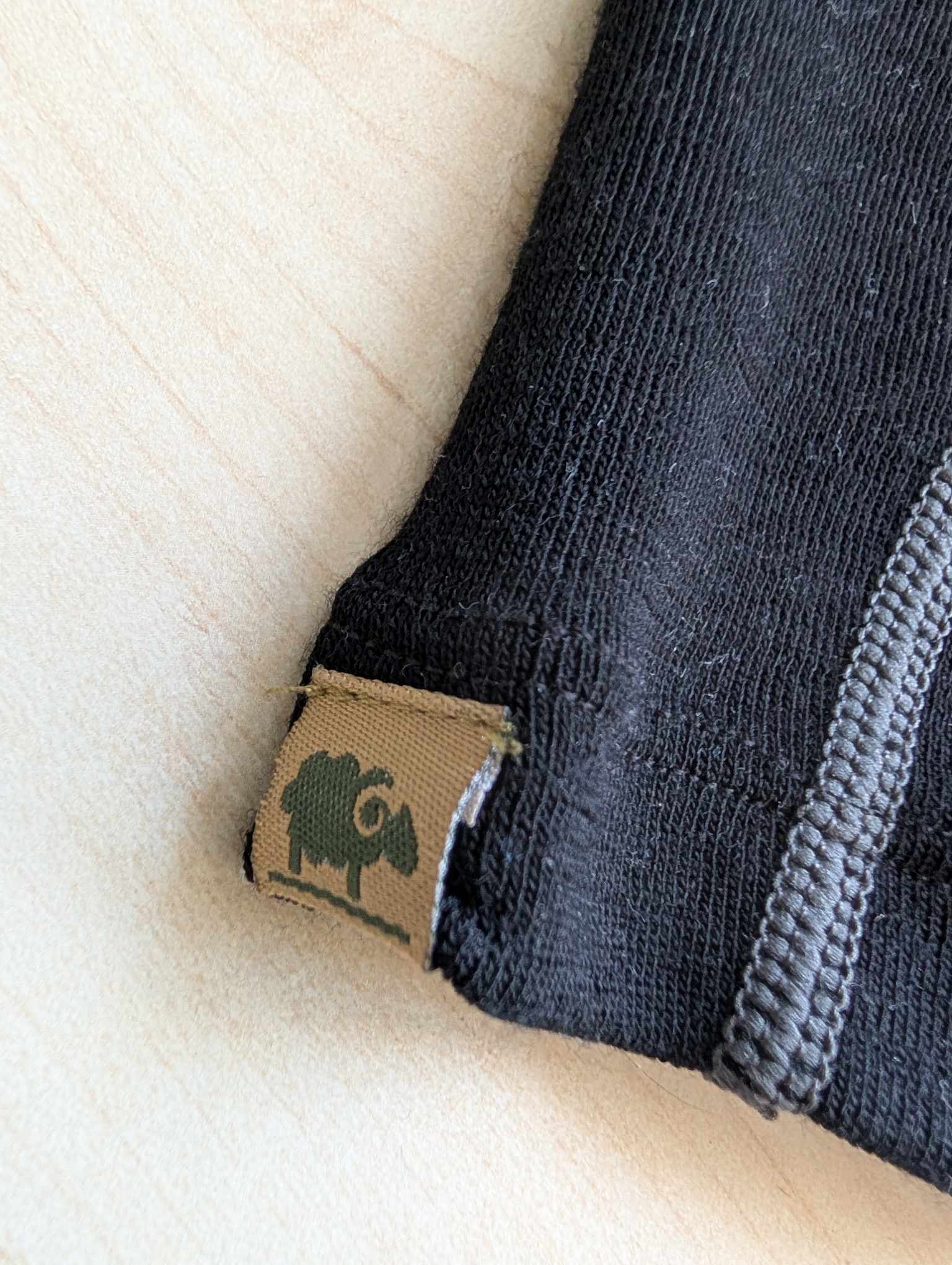 Der kompetente OUTSIDEstories-Test: CimAlp WOOL ZIP 240, Merino-Baselayer