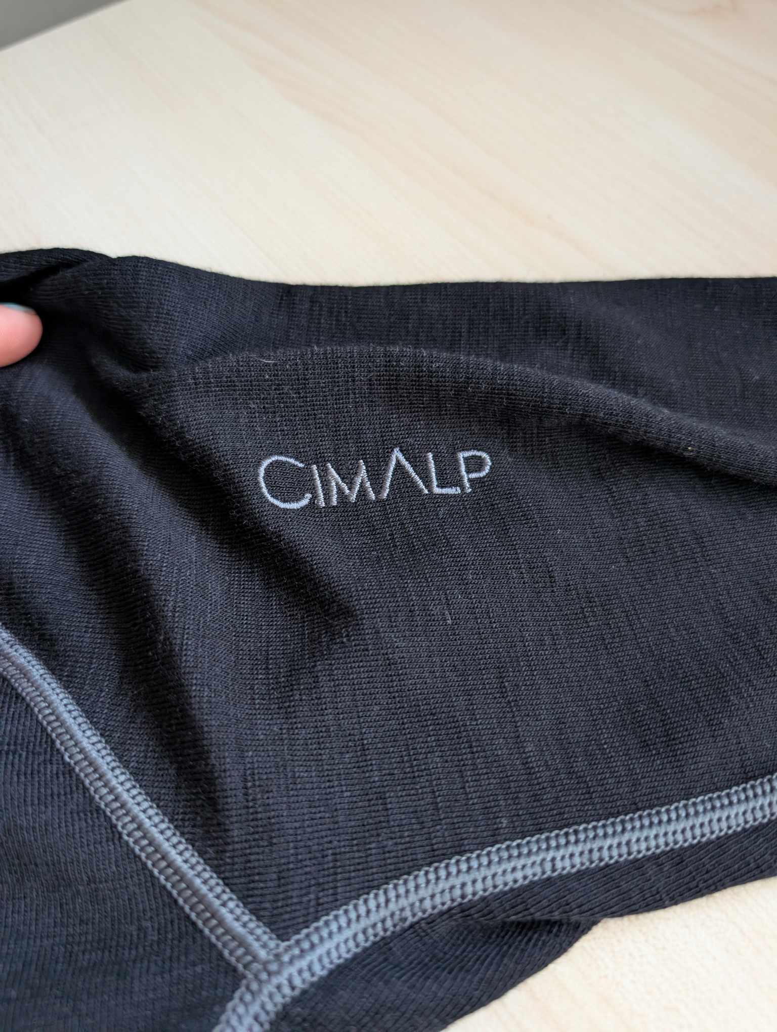 Der kompetente OUTSIDEstories-Test: CimAlp WOOL ZIP 240, Merino-Baselayer