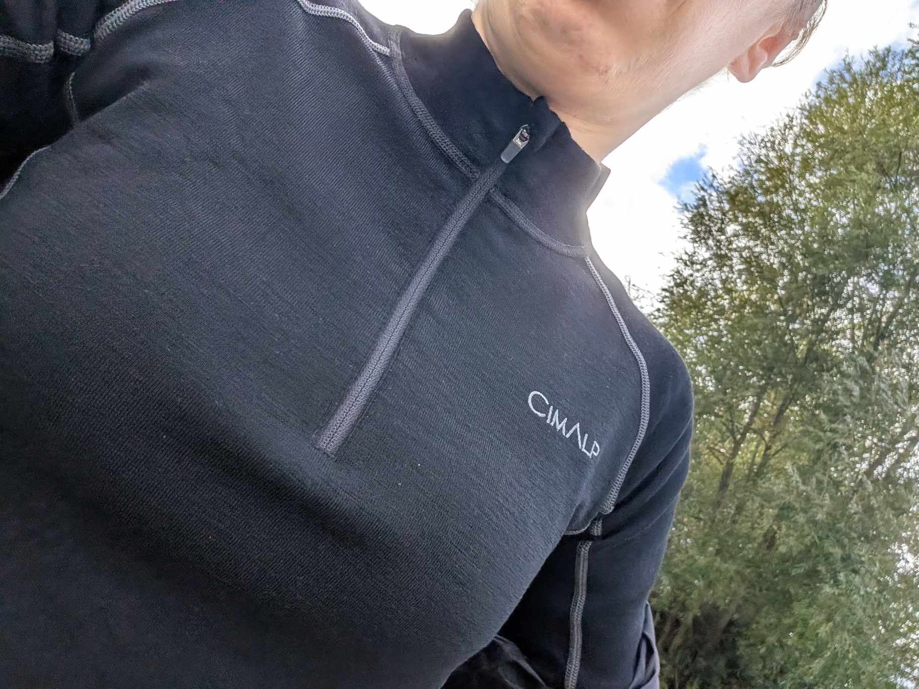 Der kompetente OUTSIDEstories-Test: CimAlp WOOL ZIP 240, Merino-Baselayer