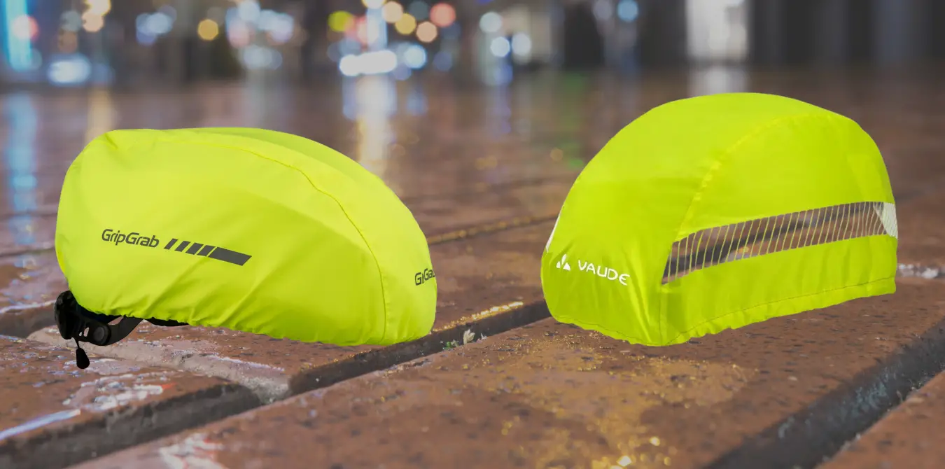 Sicher Radfahren im Herbst Helm Raincover
