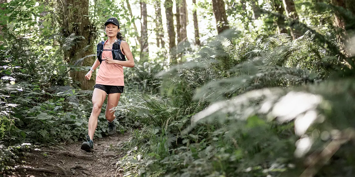 6_Auch in den Trails macht der Laufrucksack stets eine gute Figur_CamelBak