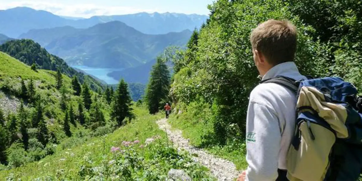 5 spektakuläre Wander-Touren am Ledrosee