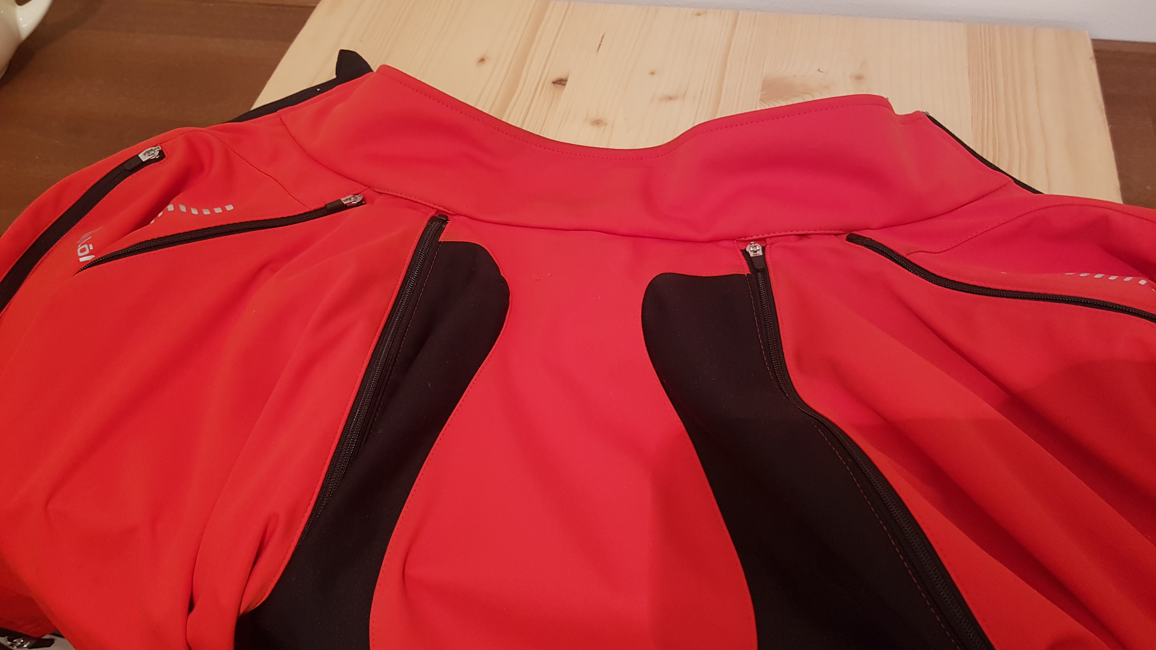 Rückseite der Jacke