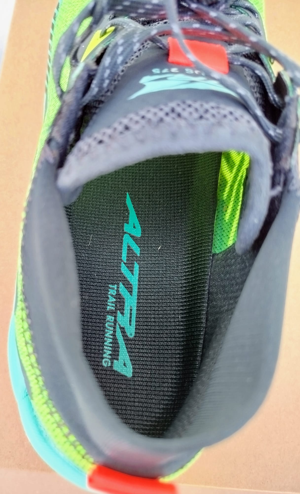 Altra Olympus 275 30