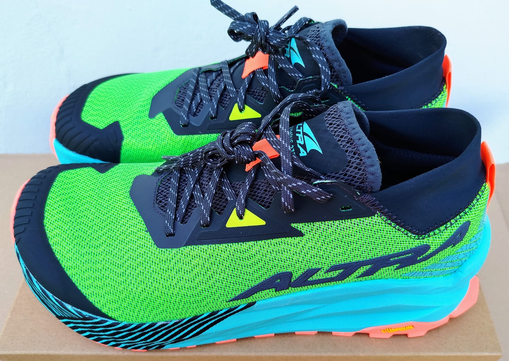 Altra Olympus 275 5