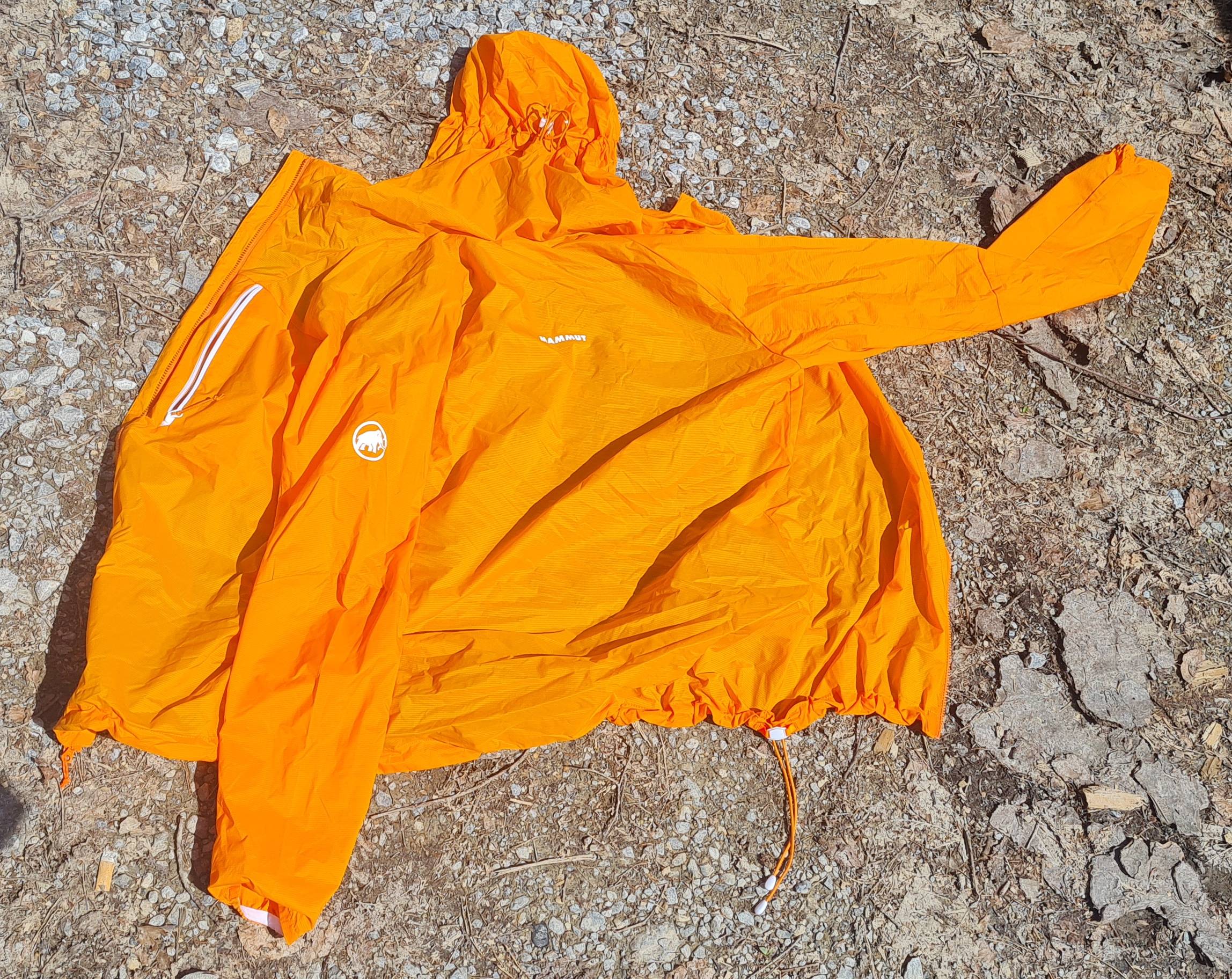 Aufbau_Mammut_Jacke1
