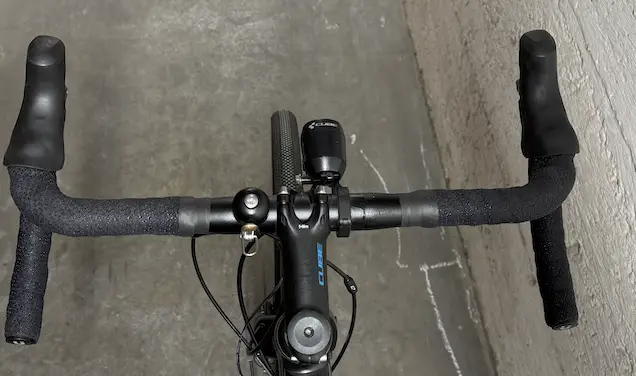 Gleiche Perspektive mit dem neuen Lenkerband.