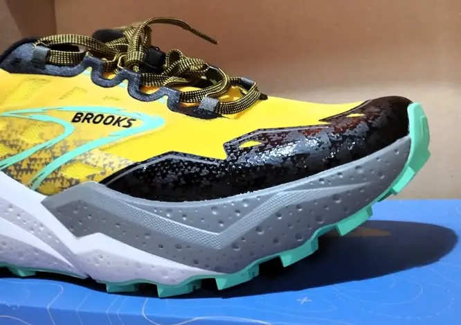 Brooks Caldera 7 Trailschuh 24