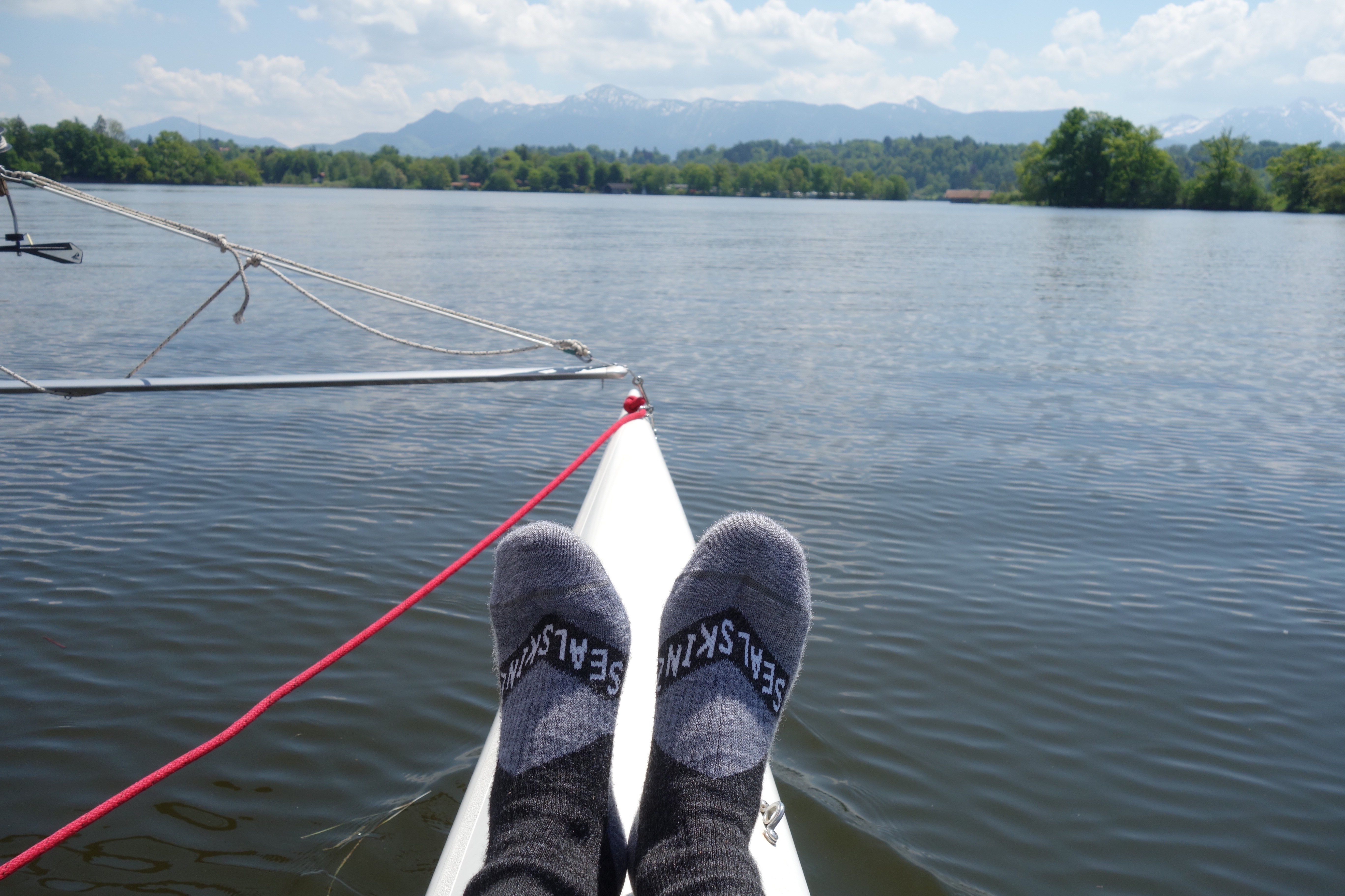 Die Sealskinz beim Segeln