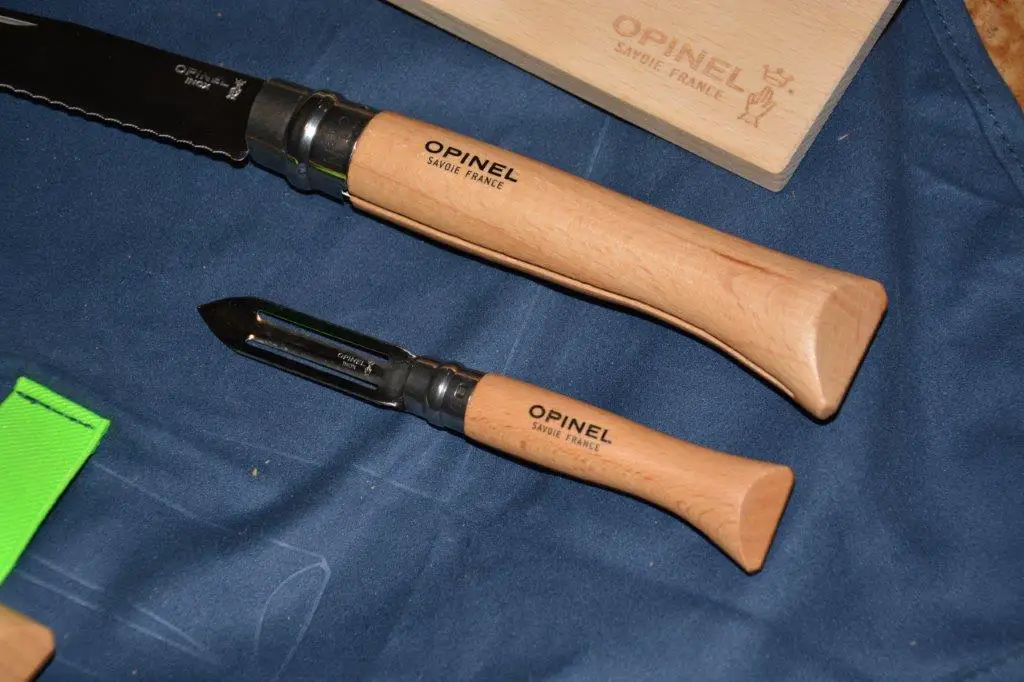 schäler mit messer