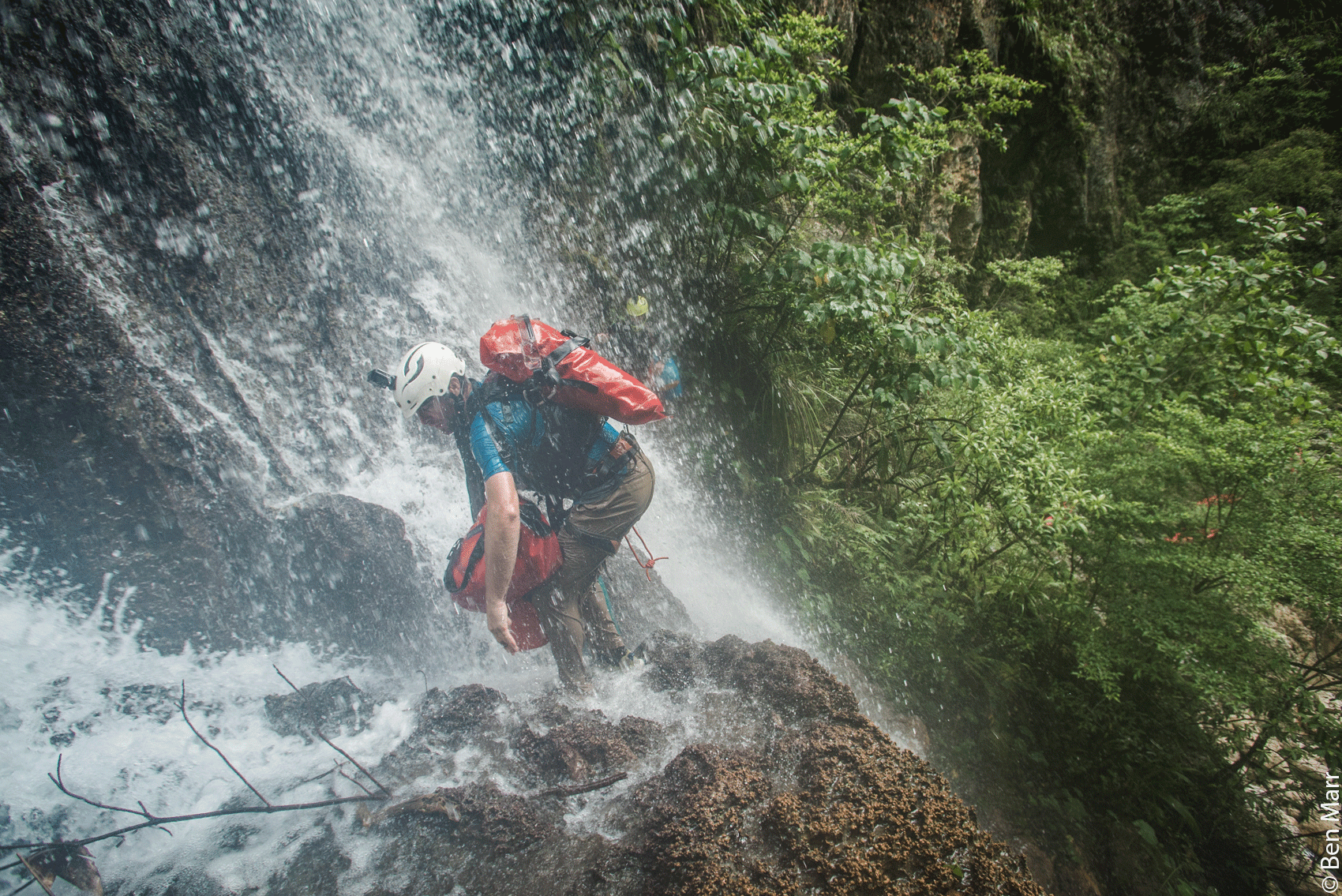 OUTSIDEstories und E.O.F.T. Basecamp Episode Two Locked In