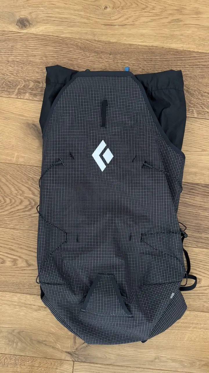 Der kompetente OUTSIDEstories-Test: Black Diamond Distance 15 Hybrid-Rucksack