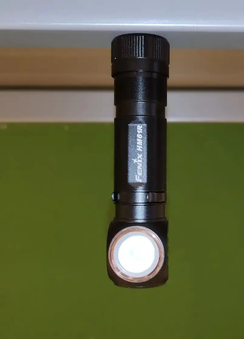 Fenix HM61R Stirn-/Taschenlampe30