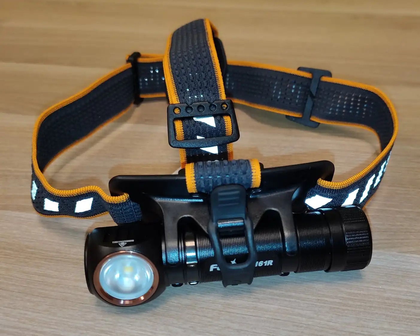 Fenix HM61R Stirn-/Taschenlampe7