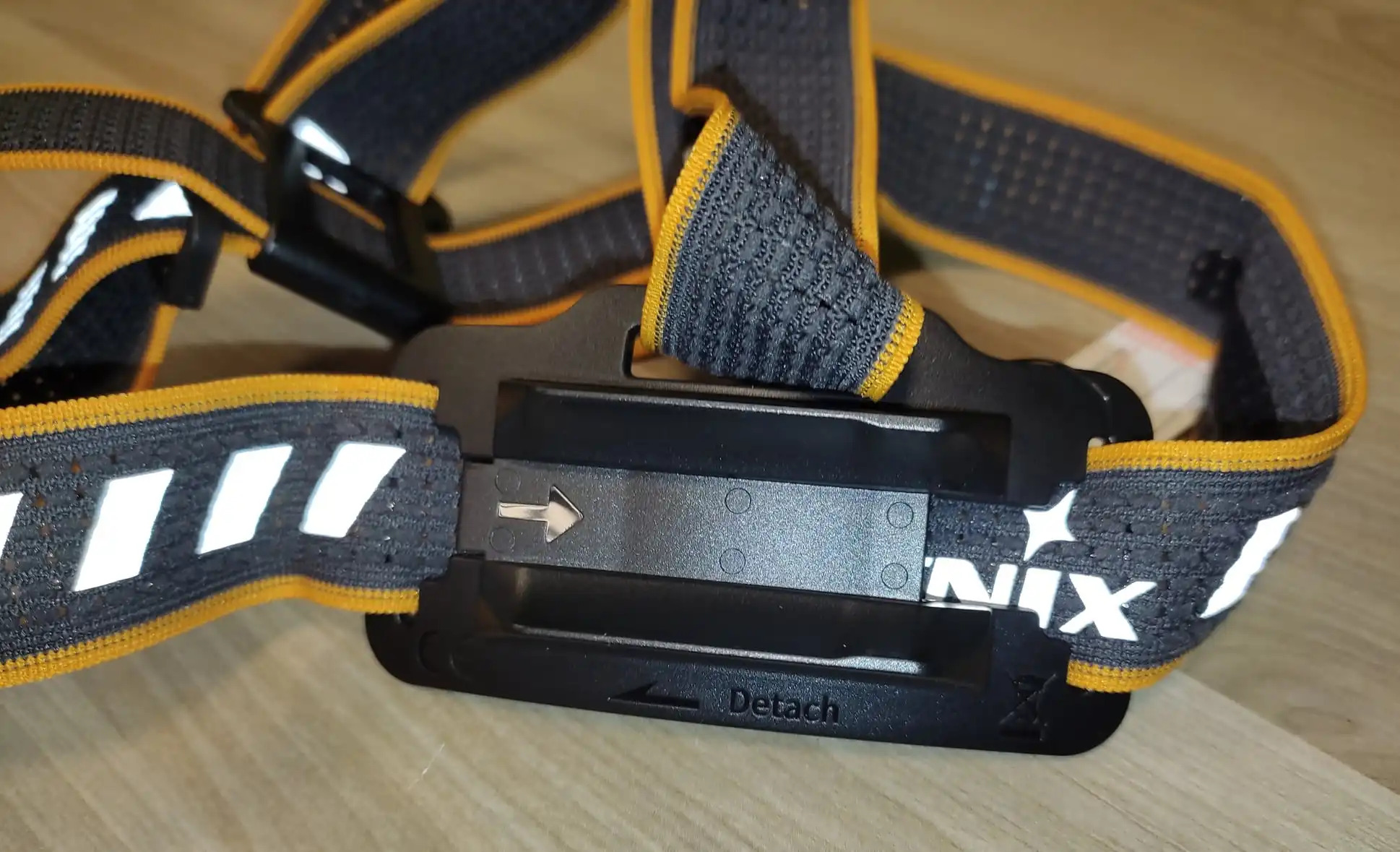 Fenix HM71R Stirn-/Taschenlampe47
