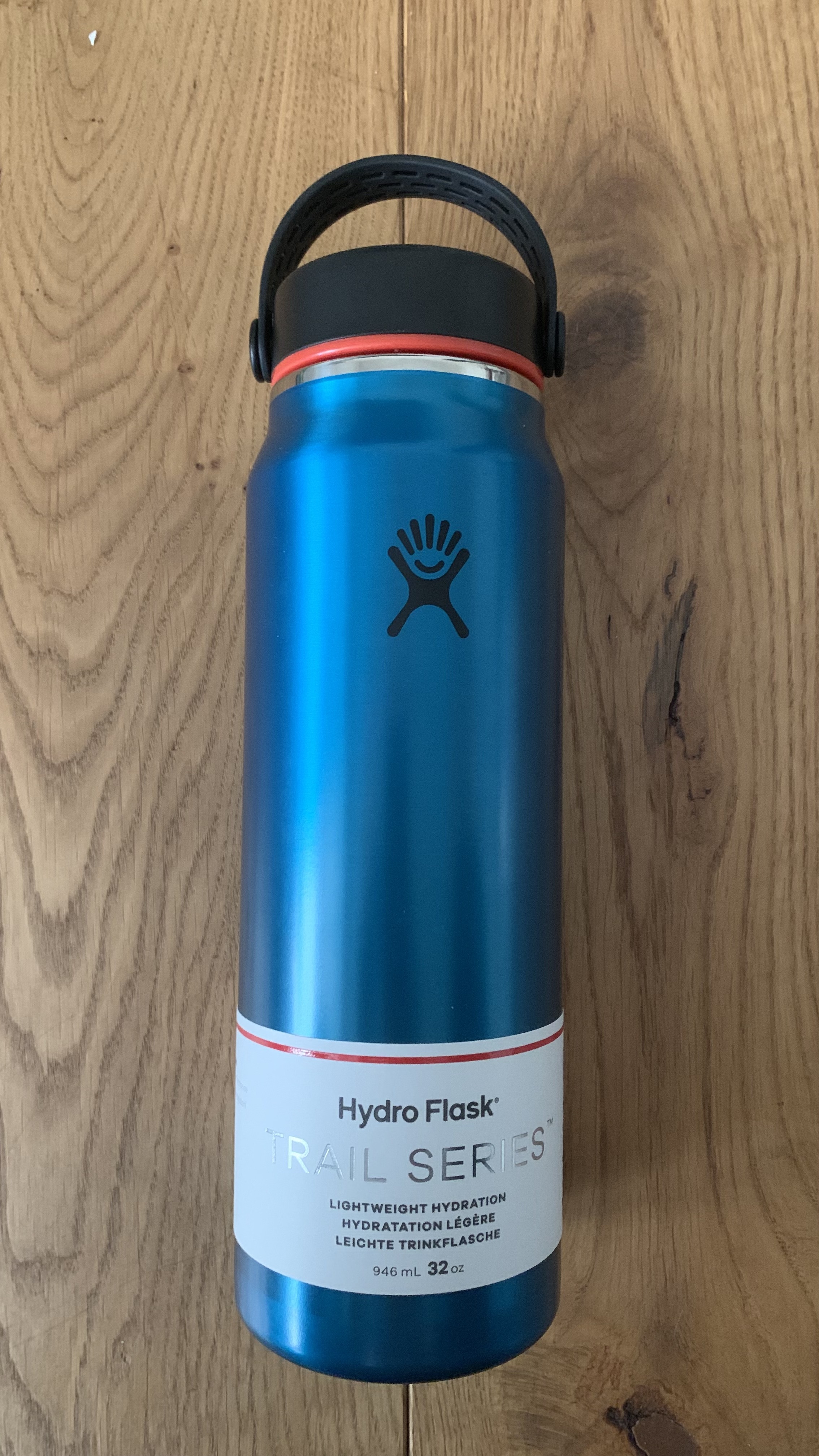 Flasche mit Banderole