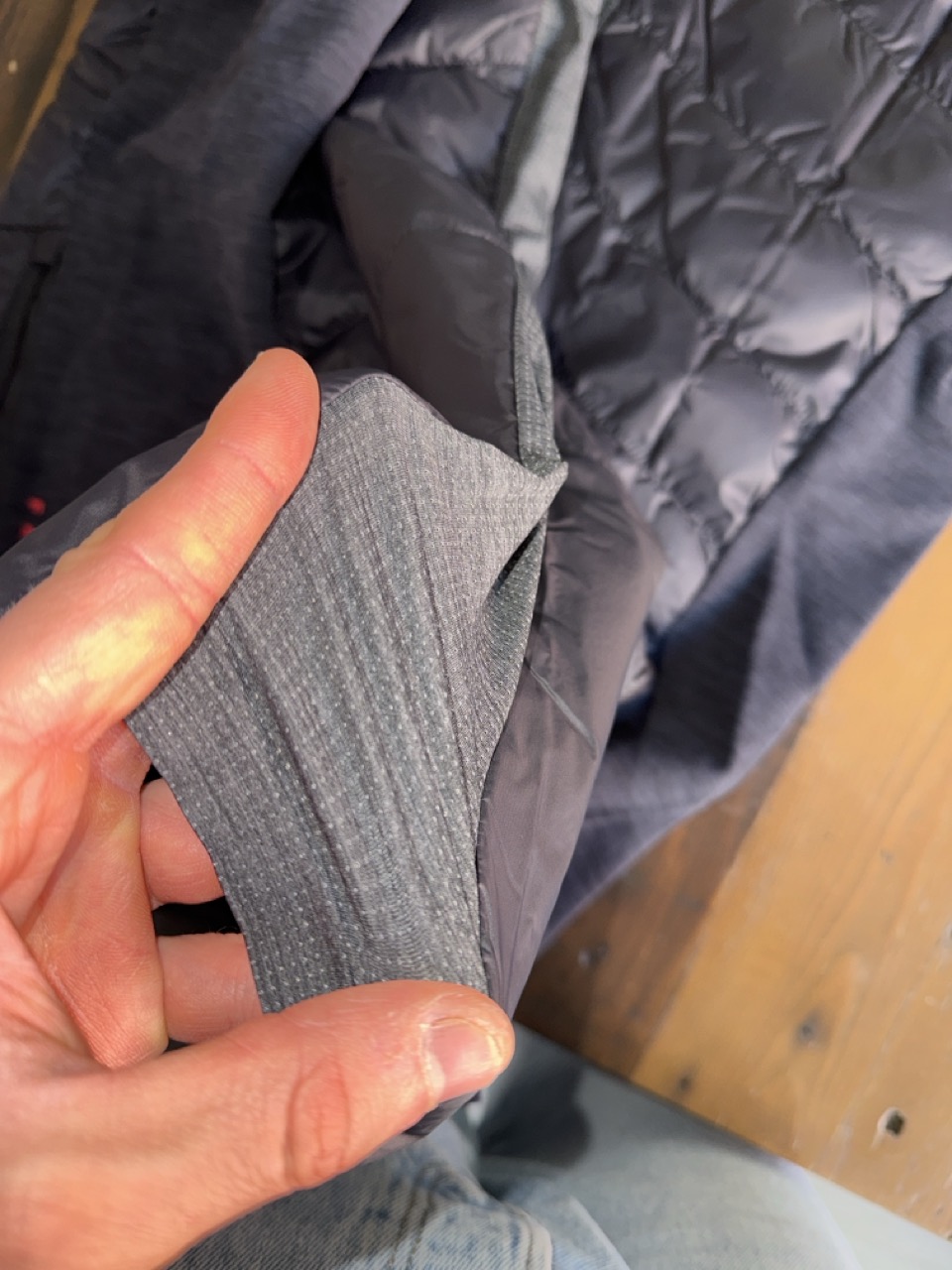 Stretchmaterial an der Wirbelsäule