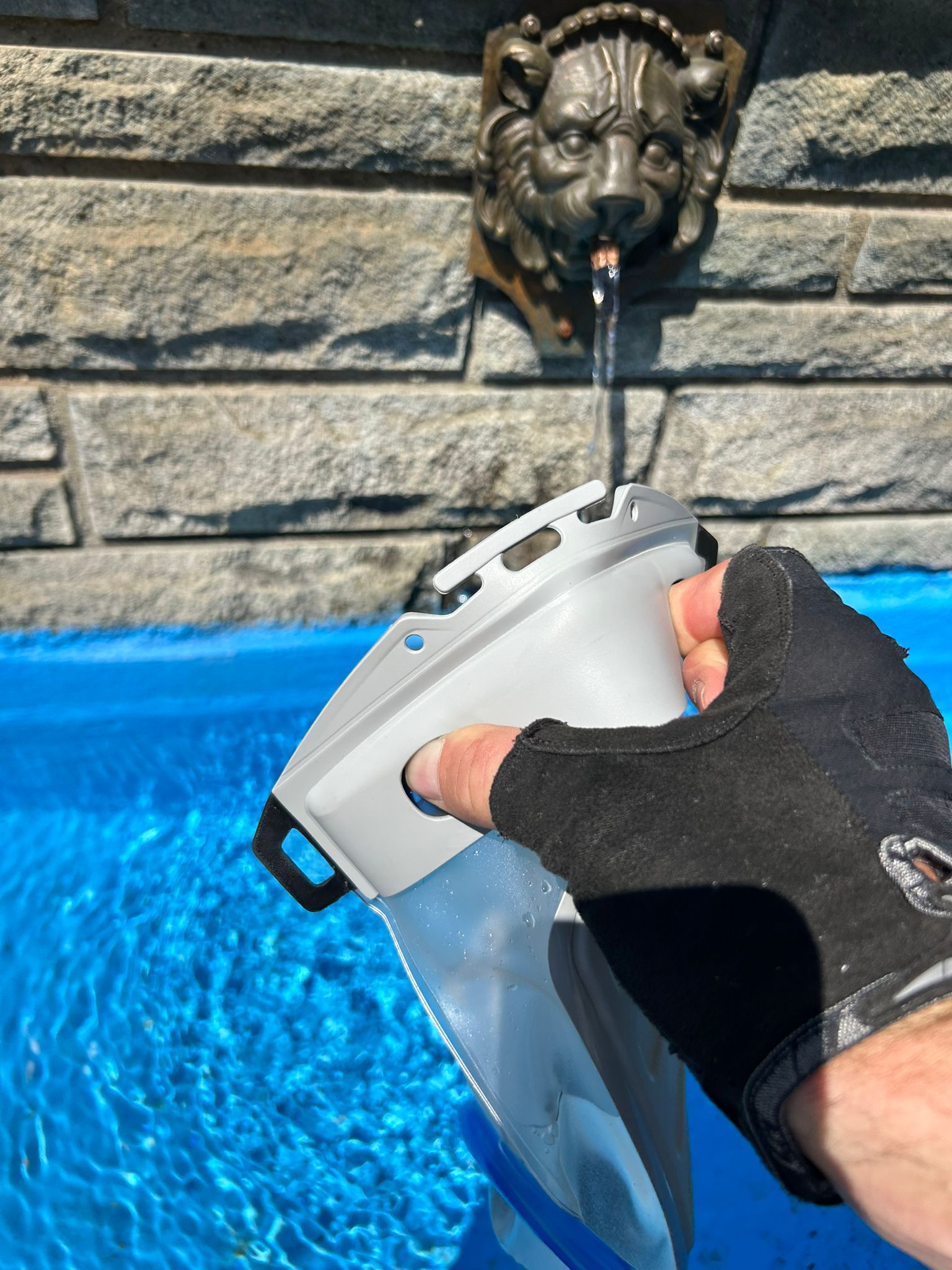 sss