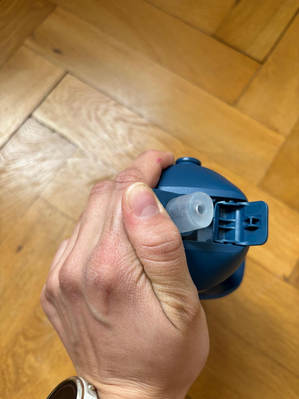 Einhändig aufklappen
