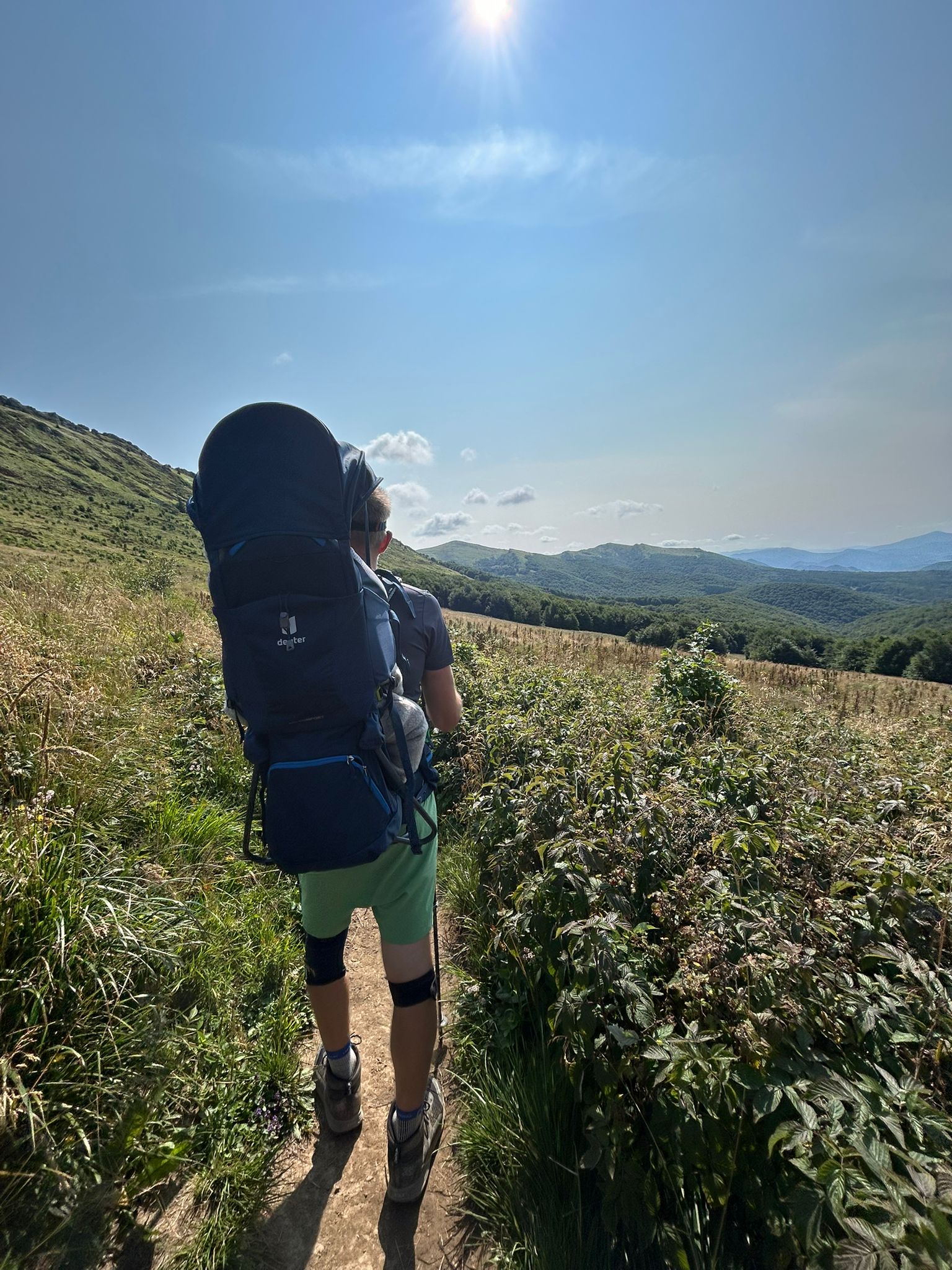 Der OUTSIDEstoires-Test: DEUTER Kid Comfort Trage – Kinderkraxe