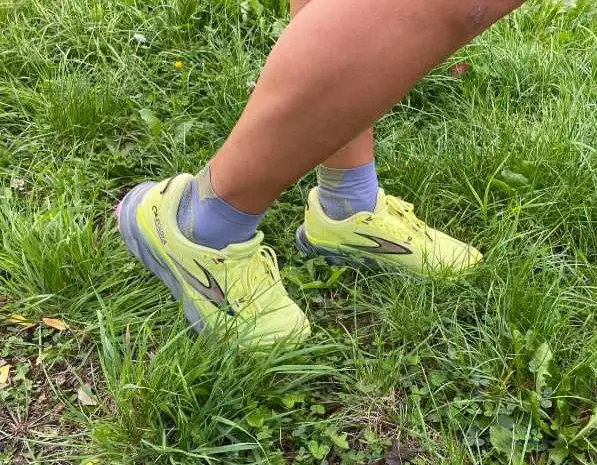 Man sieht den Schuh im Einsatz 